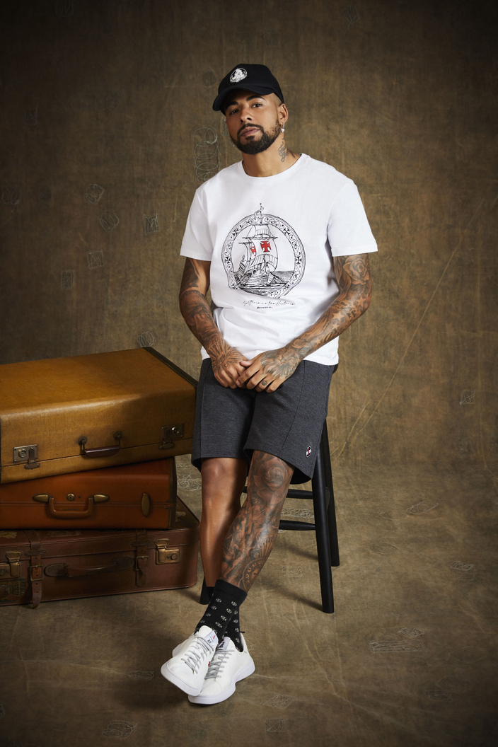 Camiseta Branca Reserva Estampada Vasco Caravela