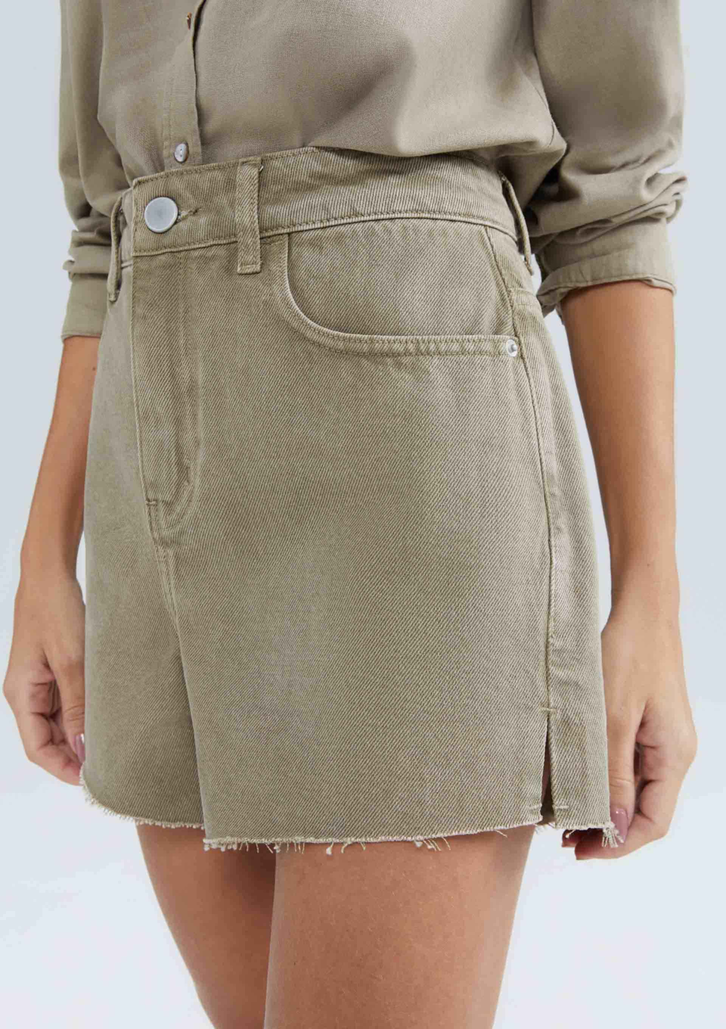 Shorts Caqui Hering Feminino Cintura Média Em Sarja Bicolor