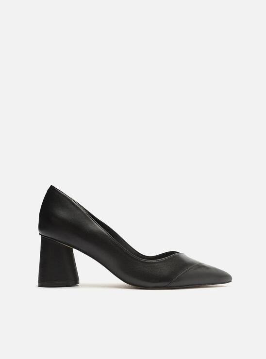 SCARPIN PRETO AREZZO COURO SALTO BLOCO GEOMÉTRICO
