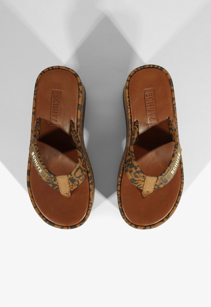 Chinelo Zoe Plataforma Estampa Animal