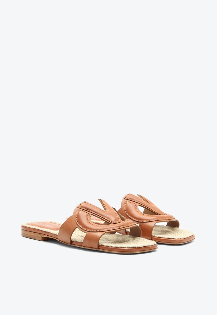 Flat Lorena Marrom