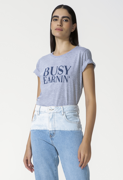 CAMISETA CINZA & AZUL MARINHO ESTAMPADA SCHUTZ EM MALHA