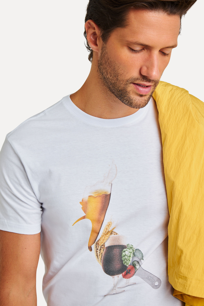 CAMISETA BRANCA LANÇA PERFUME PICA-PAU CERVEJA