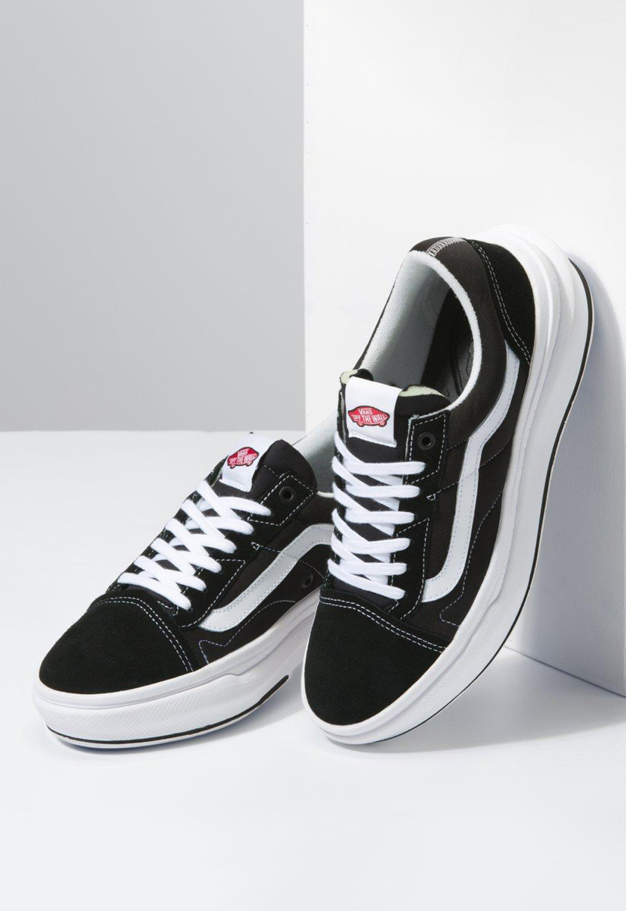 Tênis Vans Old Skool Overt Comfycush Black White | ZZ MALL