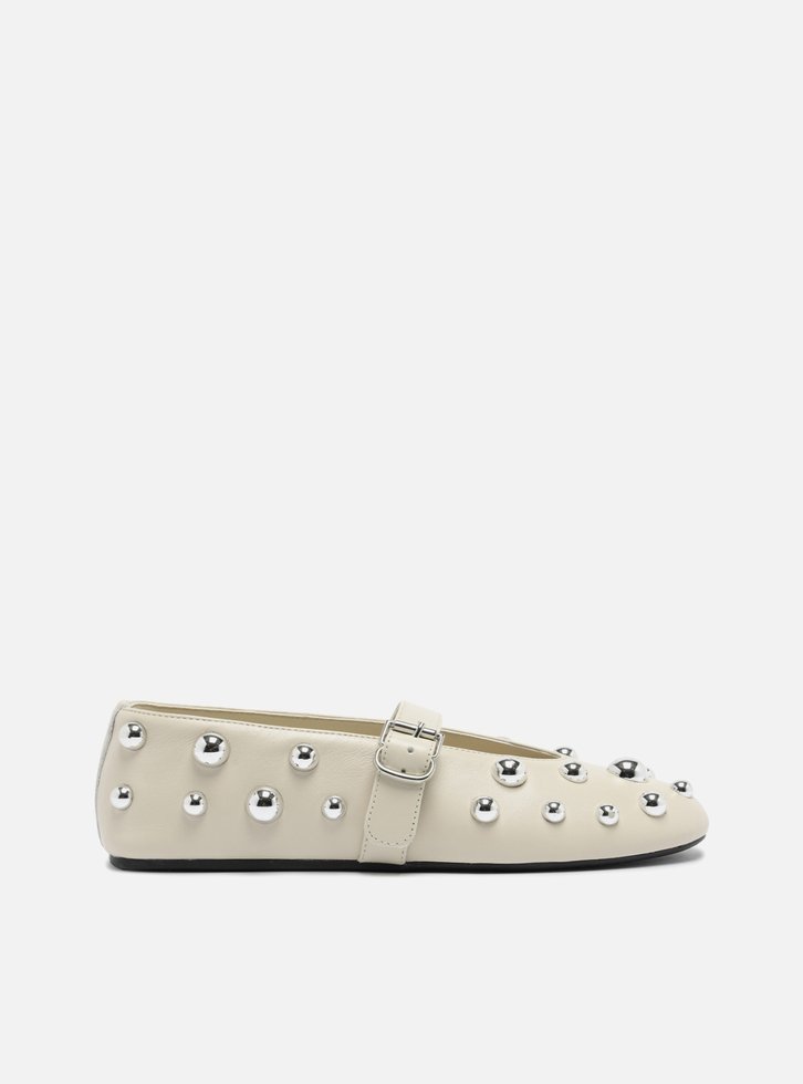 Sapatilha Boneca Branca Couro Studs