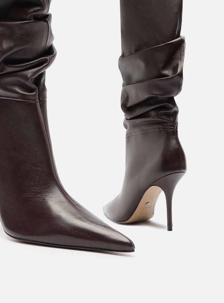 Bota Marrom Couro Cano Longo Salto Alto Slouch