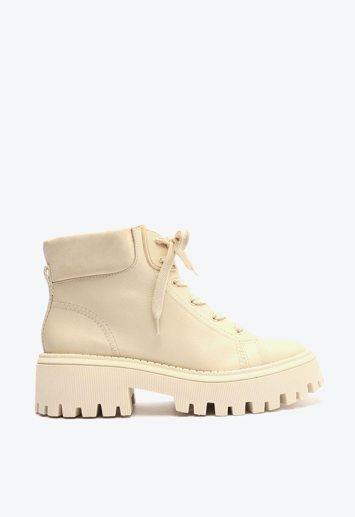 Coturno Off-White Arezzo Couro Tratorado Cano Curto