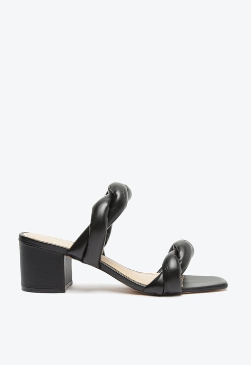 SANDÁLIA MULE PRETA SCHUTZ TIRAS TRANÇADAS