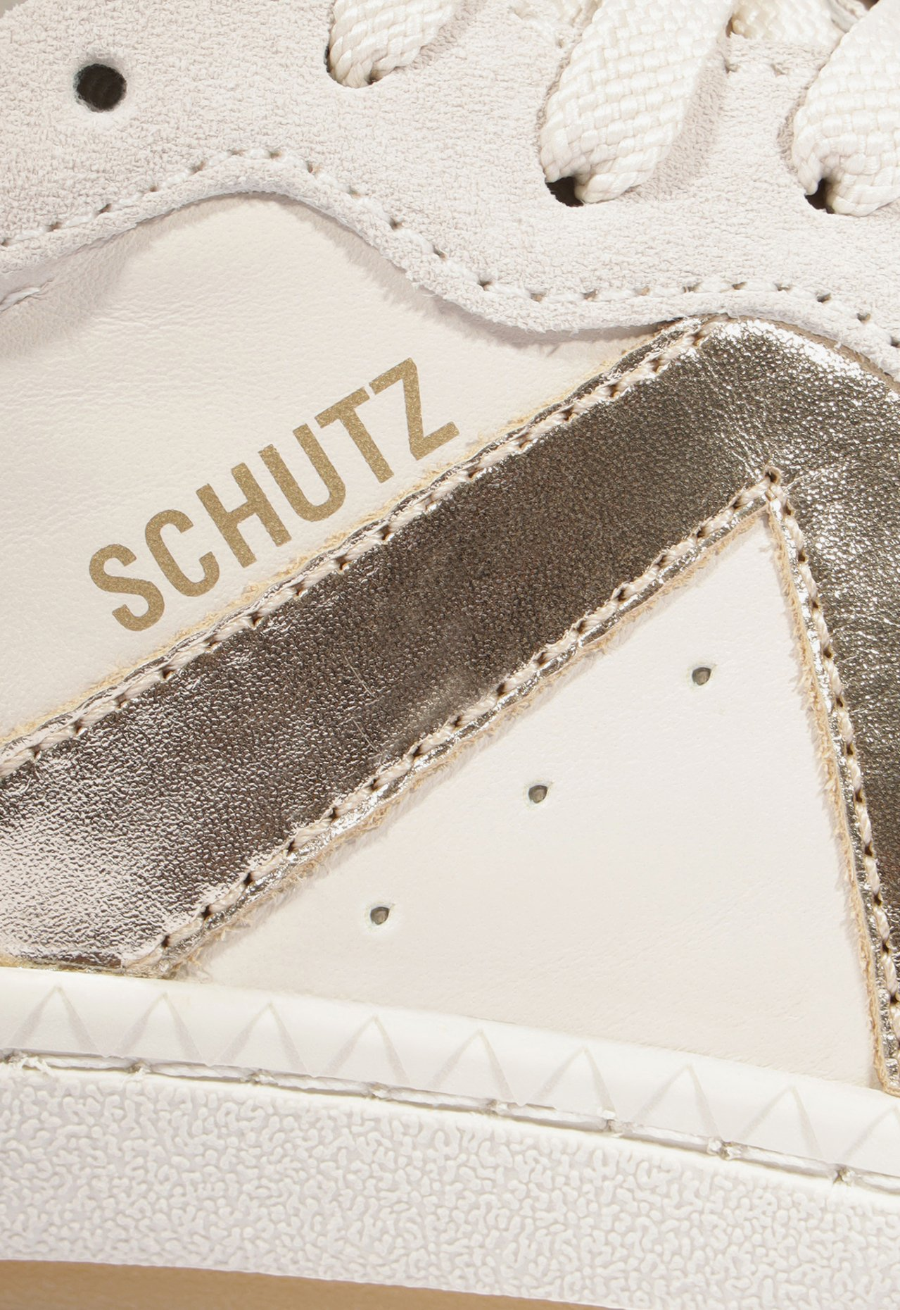 Tênis ST 001 Couro Off White e Dourado | ZZ MALL