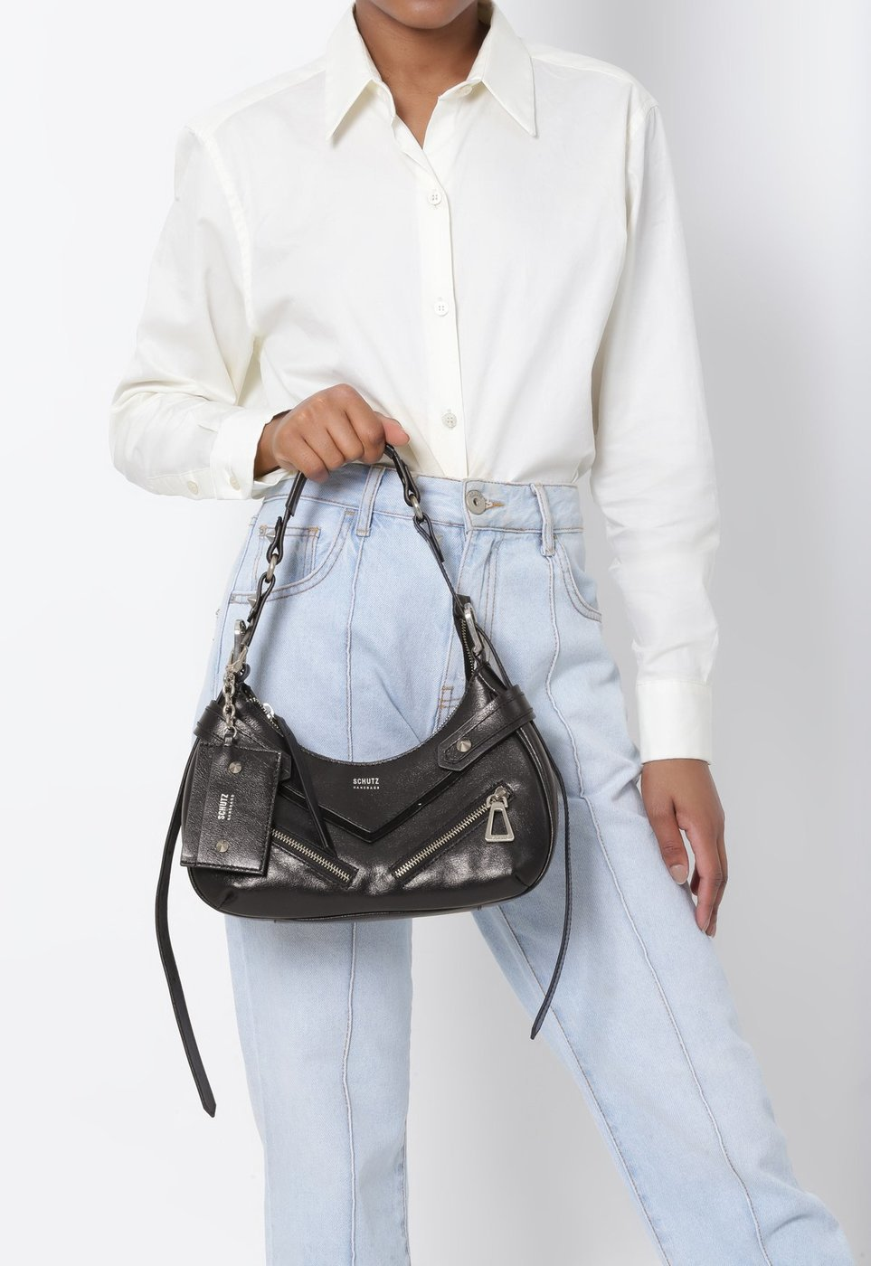 Bolsa Preta Schutz Média Suri Couro | ZZ MALL