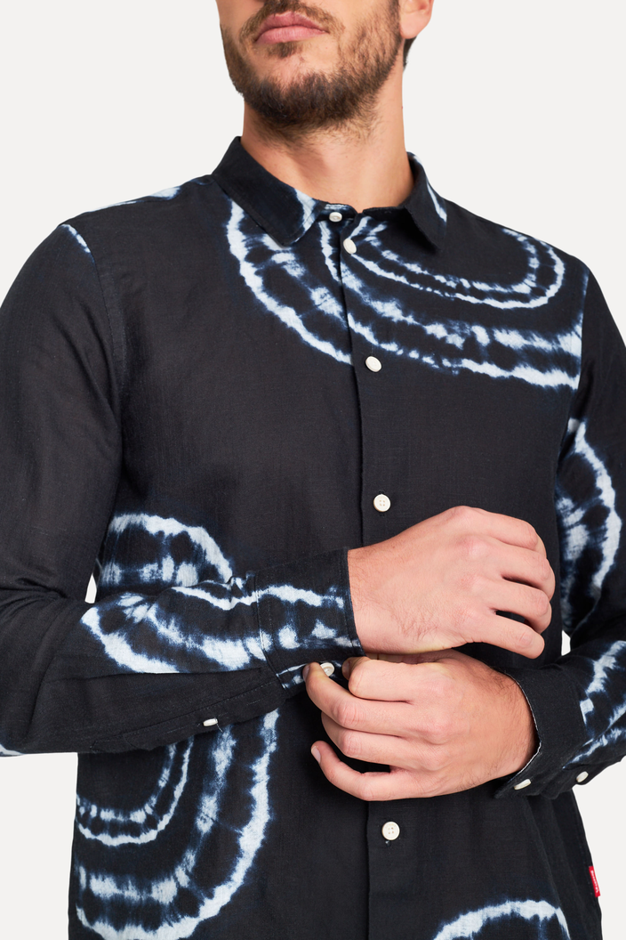 CAMISA PRETA RESERVA ML ESTAMPADA AGUA VIVA