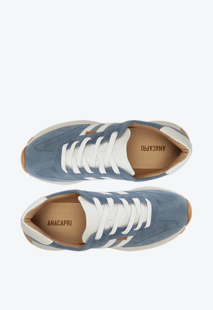 Tênis Azul Sporty Detalhe Lateral