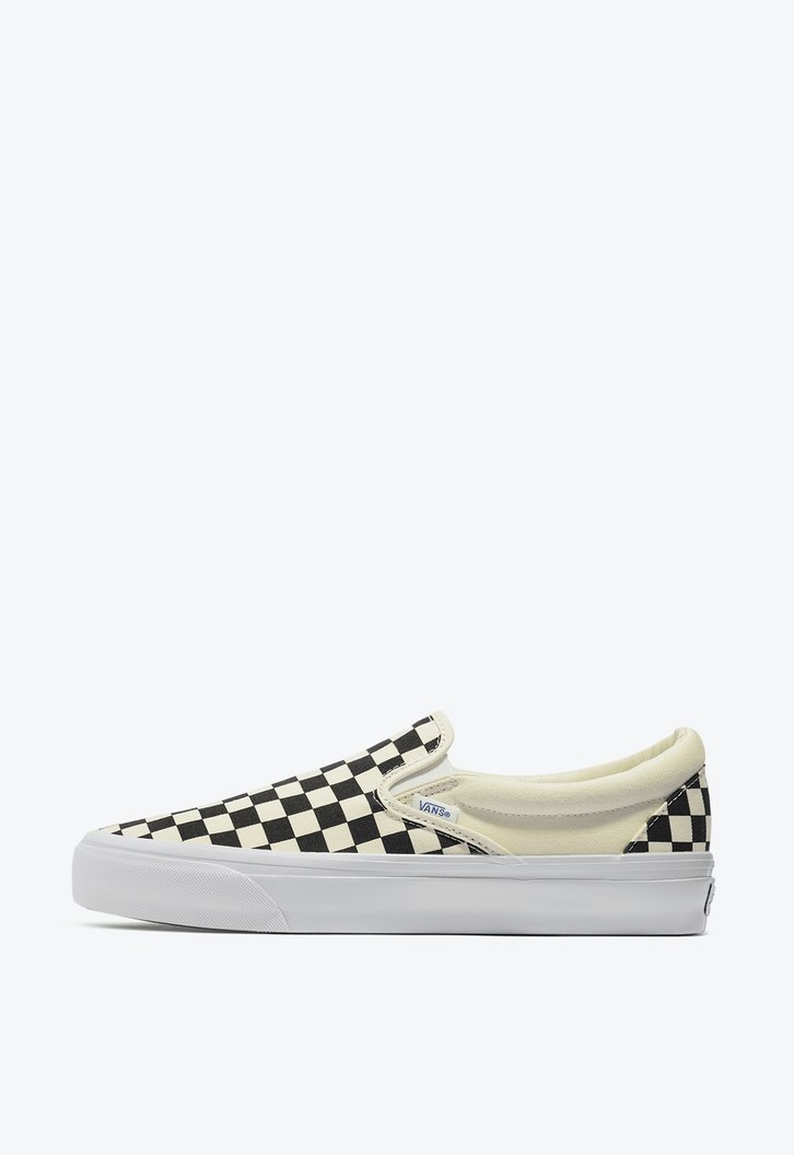 Tênis Slip-On Vlt Premium Black Off White