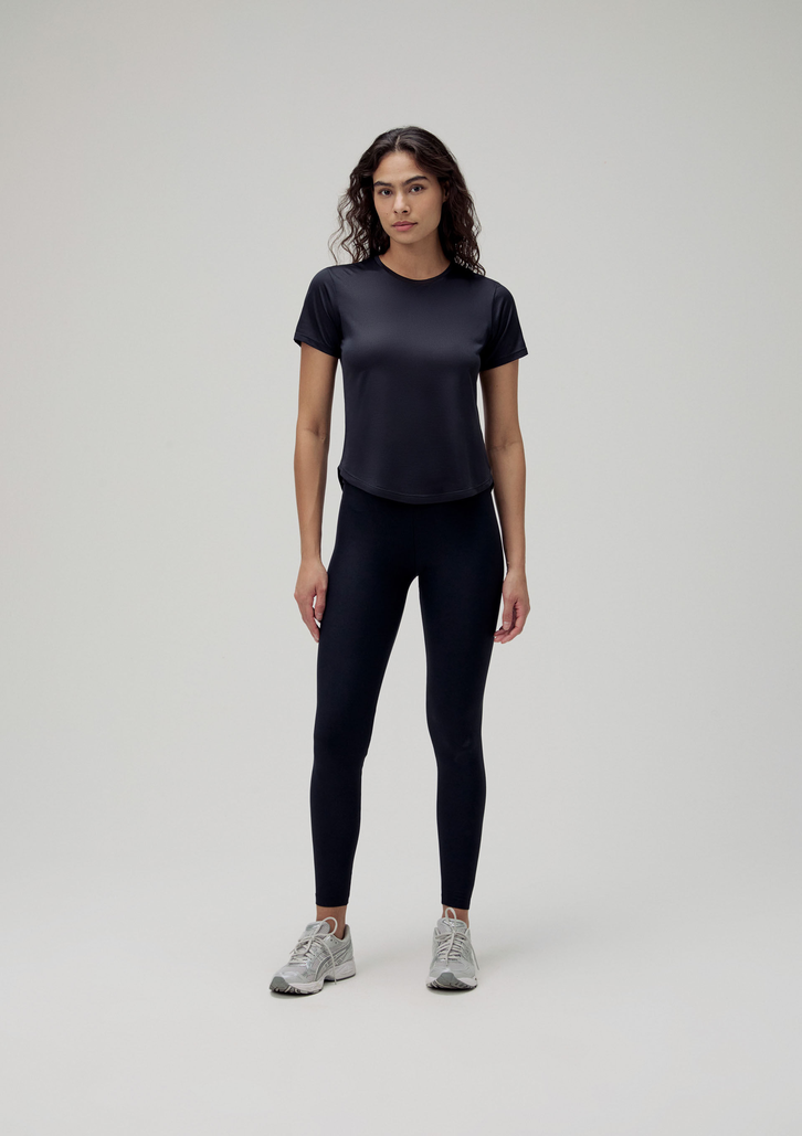 Kit 2 Camisetas Preta Dzarm Esportivas Femininas Texturizadas