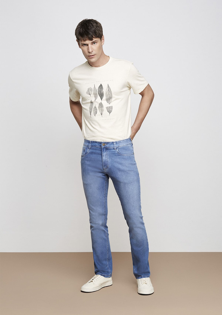 Camiseta Bege Dzarm Em Malha Ecológica Estampada