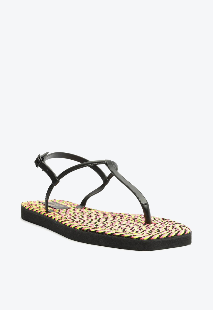 Sandália Rasteira Preta Brizza Square Thong Crochê