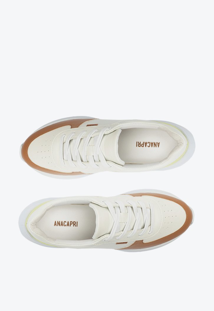 Tênis de Amarrar Branco Sporty Recortes Nude