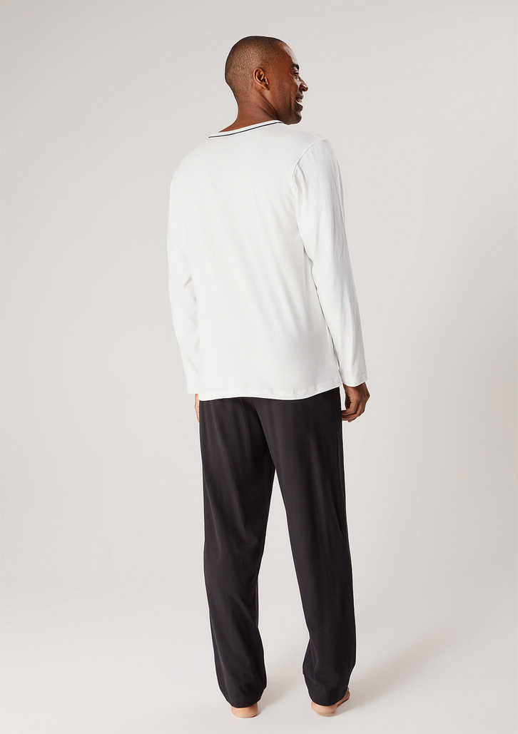 Pijama Preto Hering Longo Com Decote V
