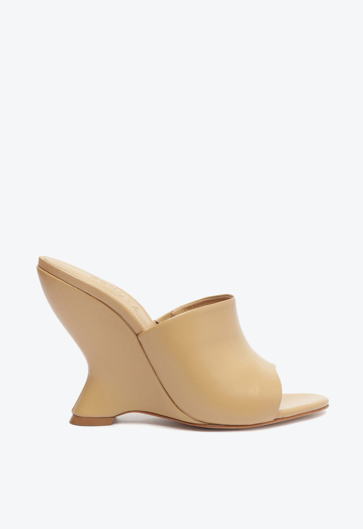 Sandália Mule Couro Bege