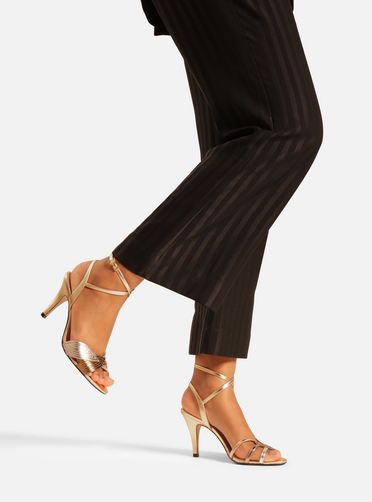 Sandália Dourada Salto Fino Tiras Folhas | ZZ MALL