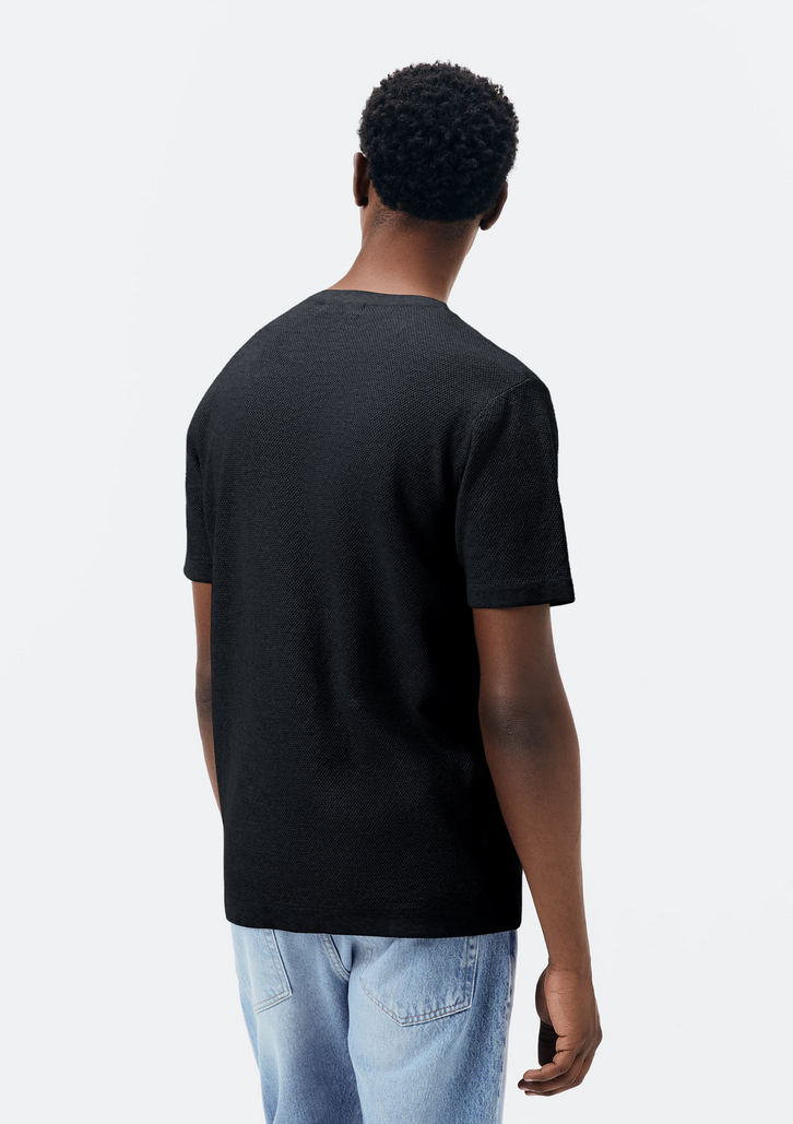 Camiseta Masculina Preta Hering Regular em Tricô