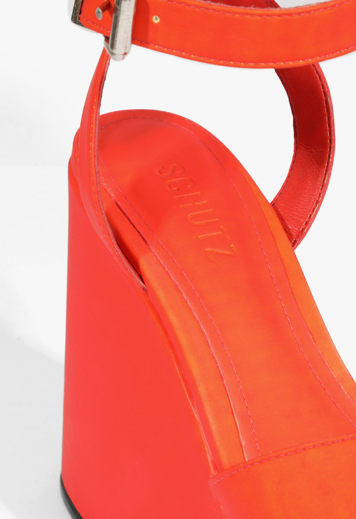 Sandália Hilda Wedge Couro Laranja