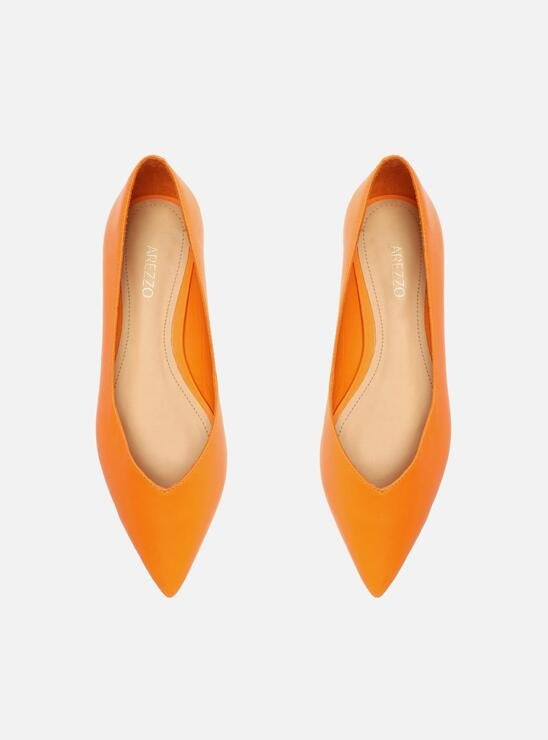 SAPATILHA LARANJA AREZZO COURO BICO FINO MINIMAL