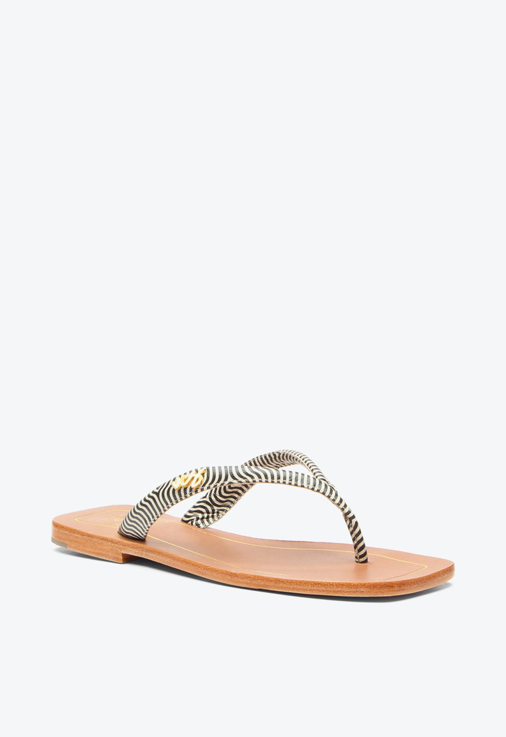 Flat Esther Preto