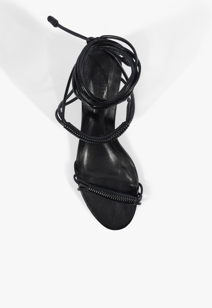 Sandália Block Heel Lace-Up Preta