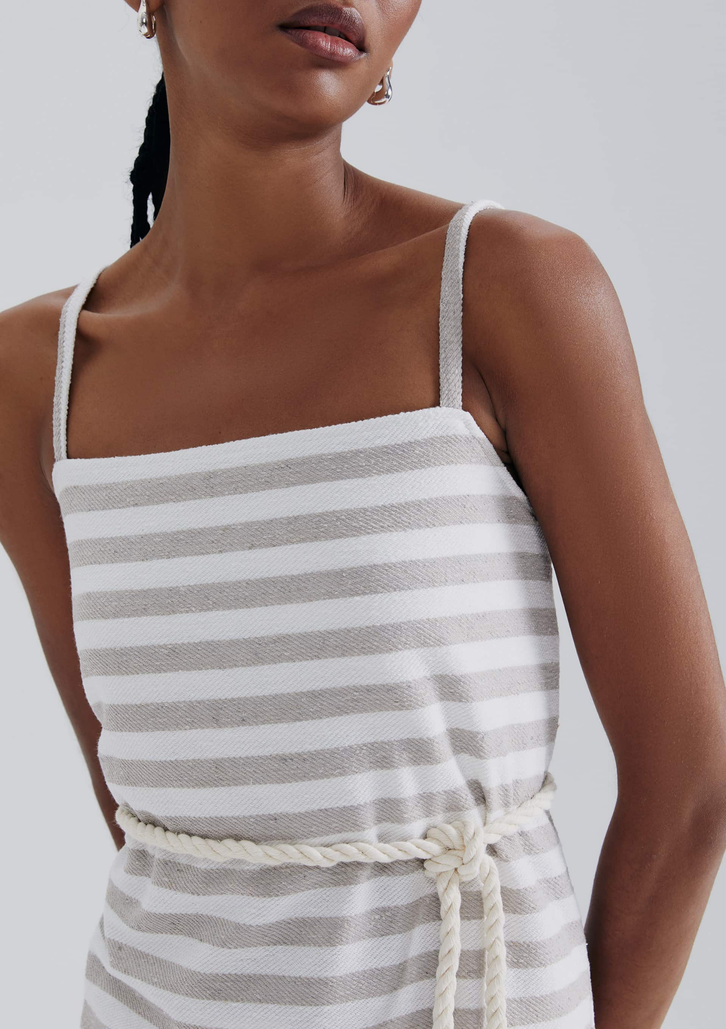 Vestido Off-White Hering Midi Texturizado Eco