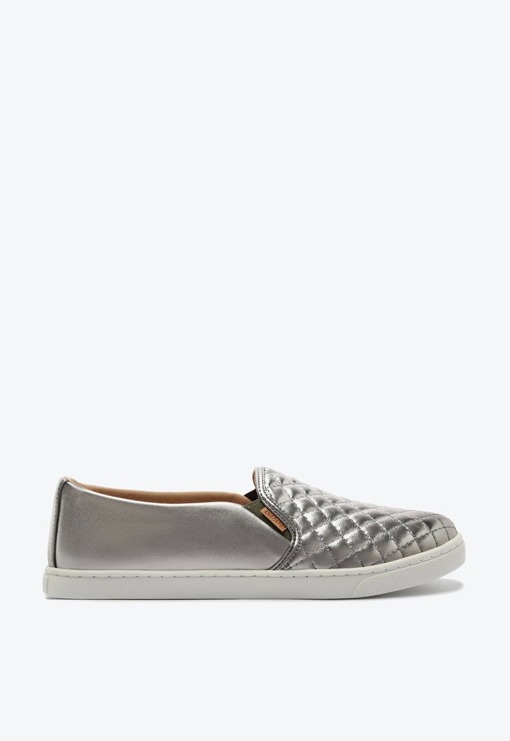 Tênis Slip On Matelassê Prateado