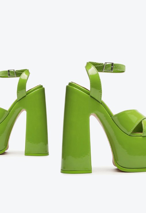 Sandália Meia Pata Pattie Verniz Verde