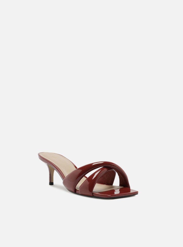 Mule Vermelho Salto Médio Tiras Maxi