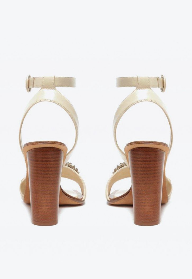 Madelina Summer 90 Eggshell