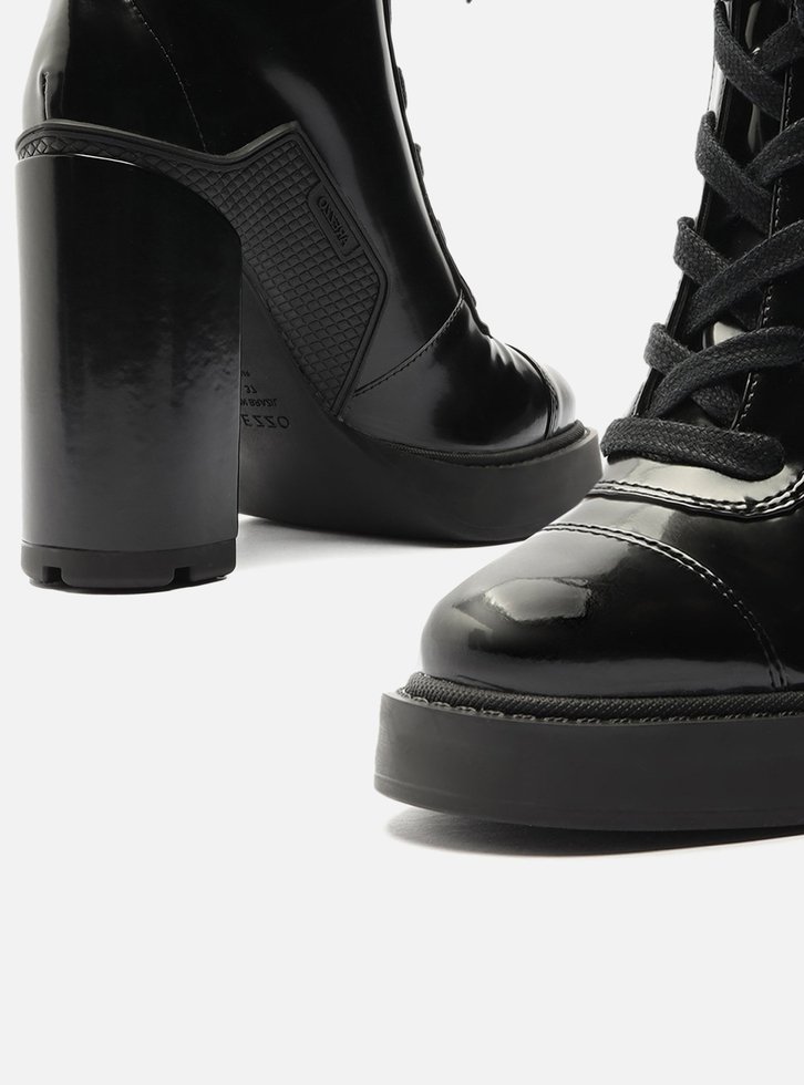 BOTA PRETA AREZZO VERNIZ SALTO ALTO