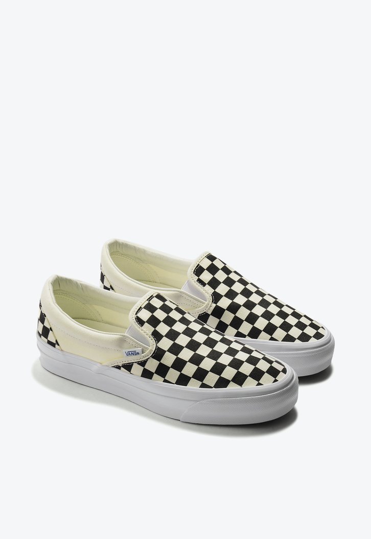 Tênis Slip-On Vlt Premium Black Off White