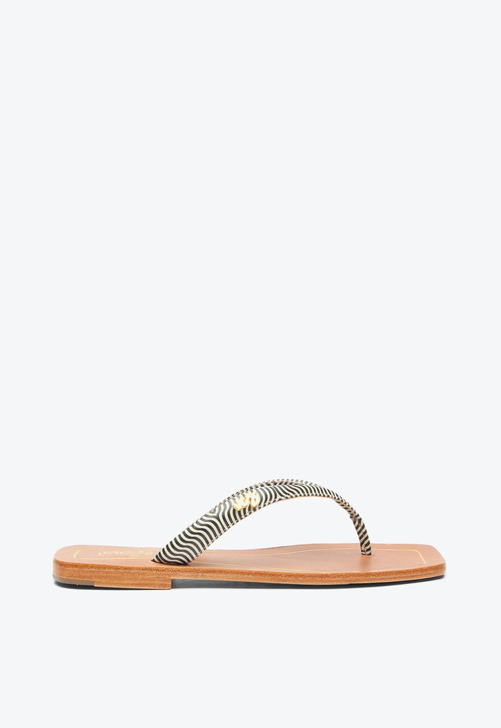 Flat Esther Preto