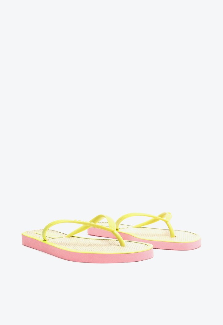 Chinelo De Dedo Amarelo Brizza  Jelly Bico Redondo