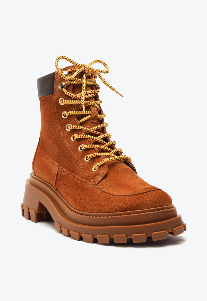Bota Coturno Tratorada Camurça Marrom