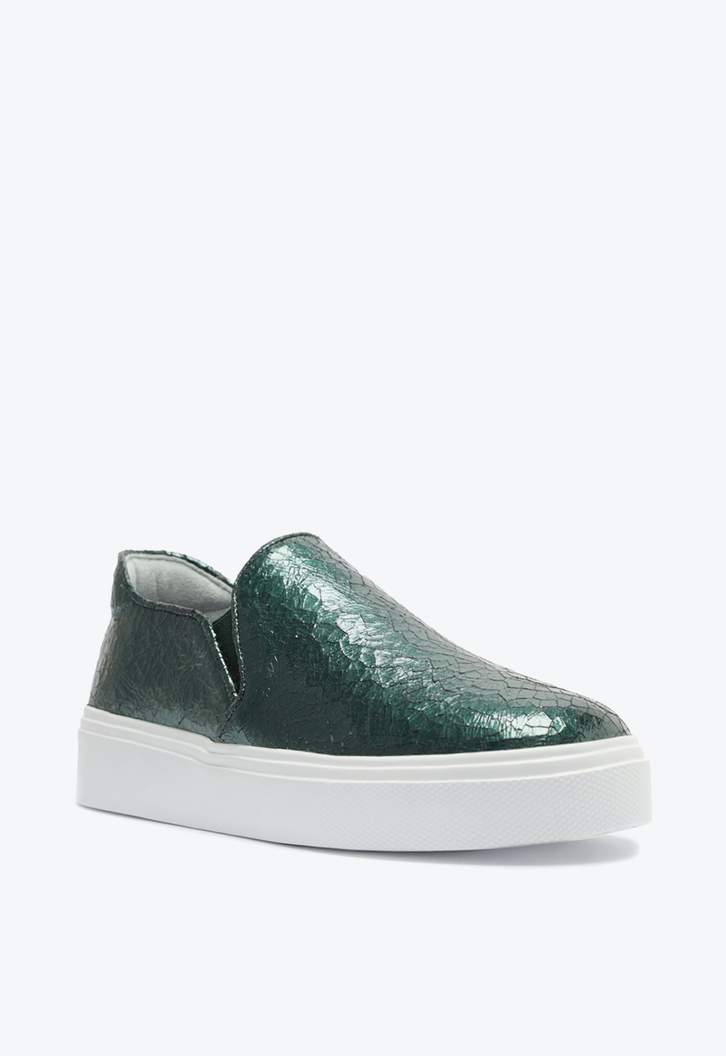 TÊNIS SLIP ON couro verde