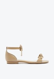 Clarita Flat Nude