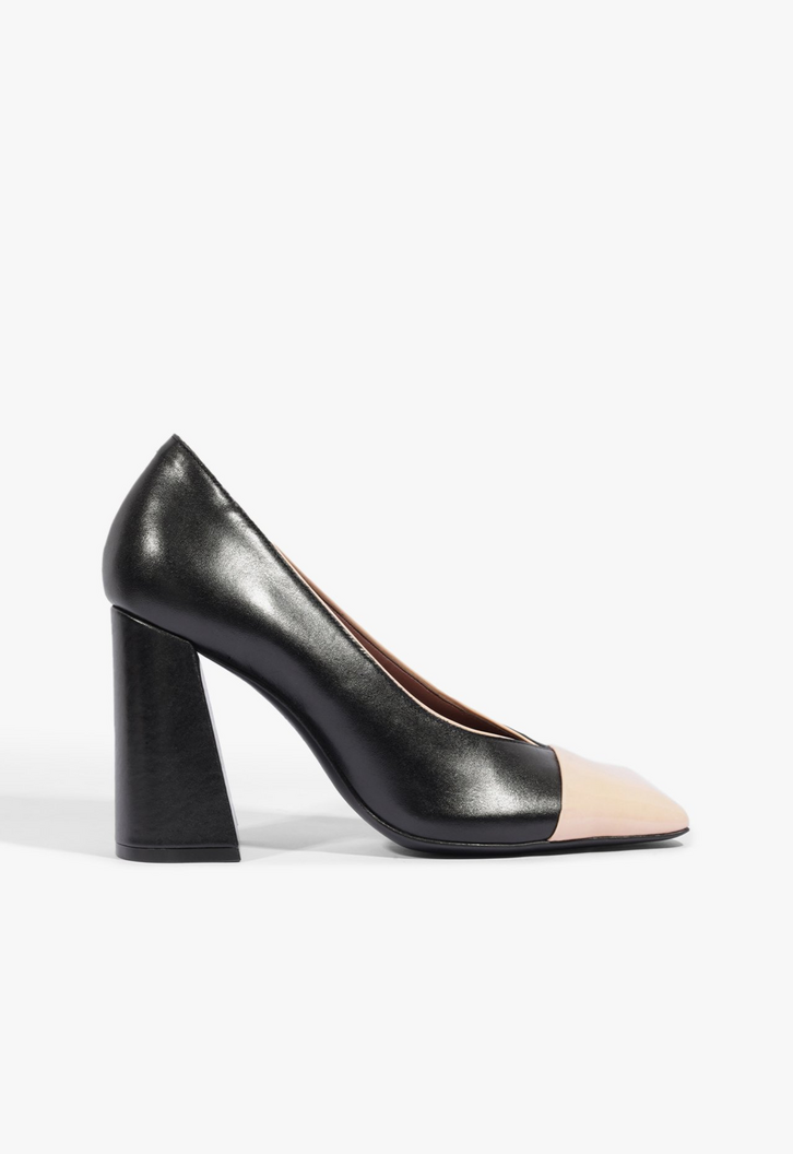 Scarpin Schutz Bianca Bico Quadrado Couro Preto