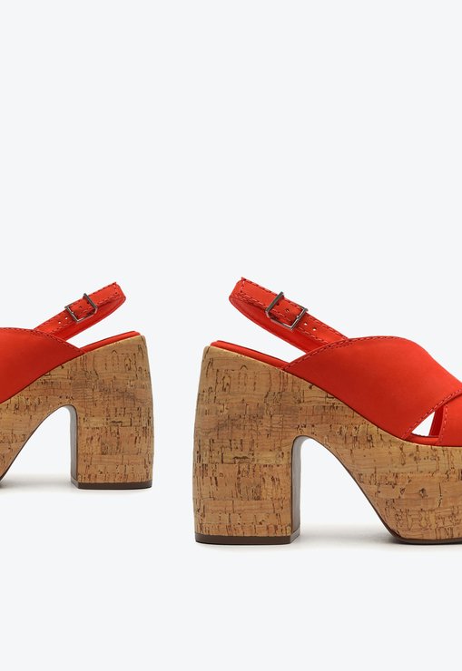 Sandália Meia Pata Velma Couro Vermelha