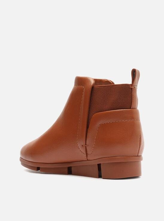BOTA MARROM AREZZO COURO CANO CURTO SALTO BAIXO SOFT