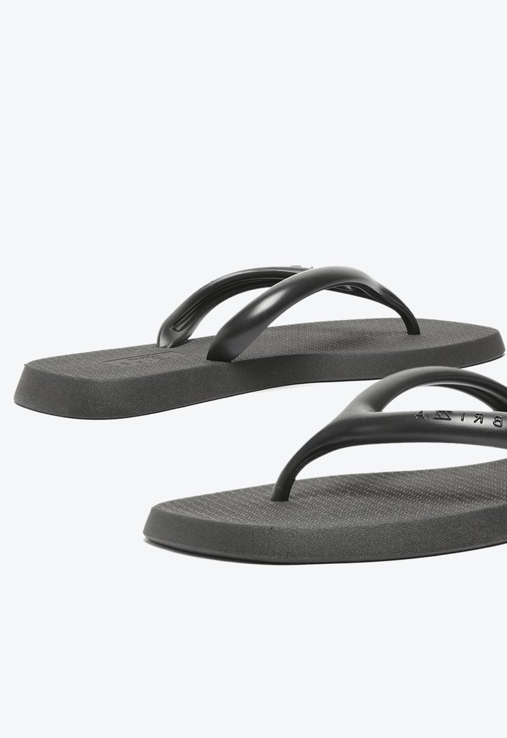 Chinelo De Dedo Preto Brizza Bico Quadrado