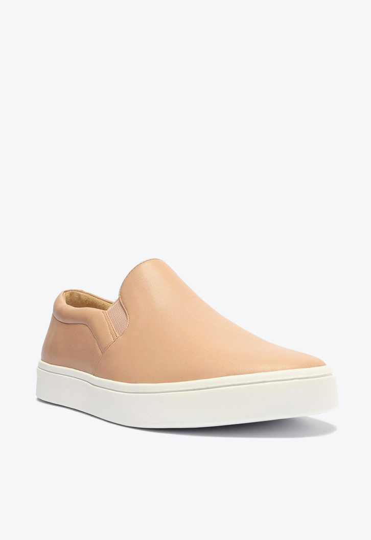 Tênis Slip On Rosa Arezzo Couro Básico