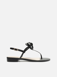 Sandália Preta Arezzo Couro Salto Baixo Slim Flor
