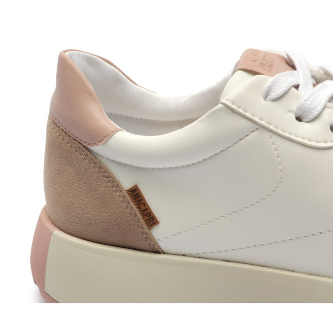 Tênis Branco e Nude Sporty Recorte