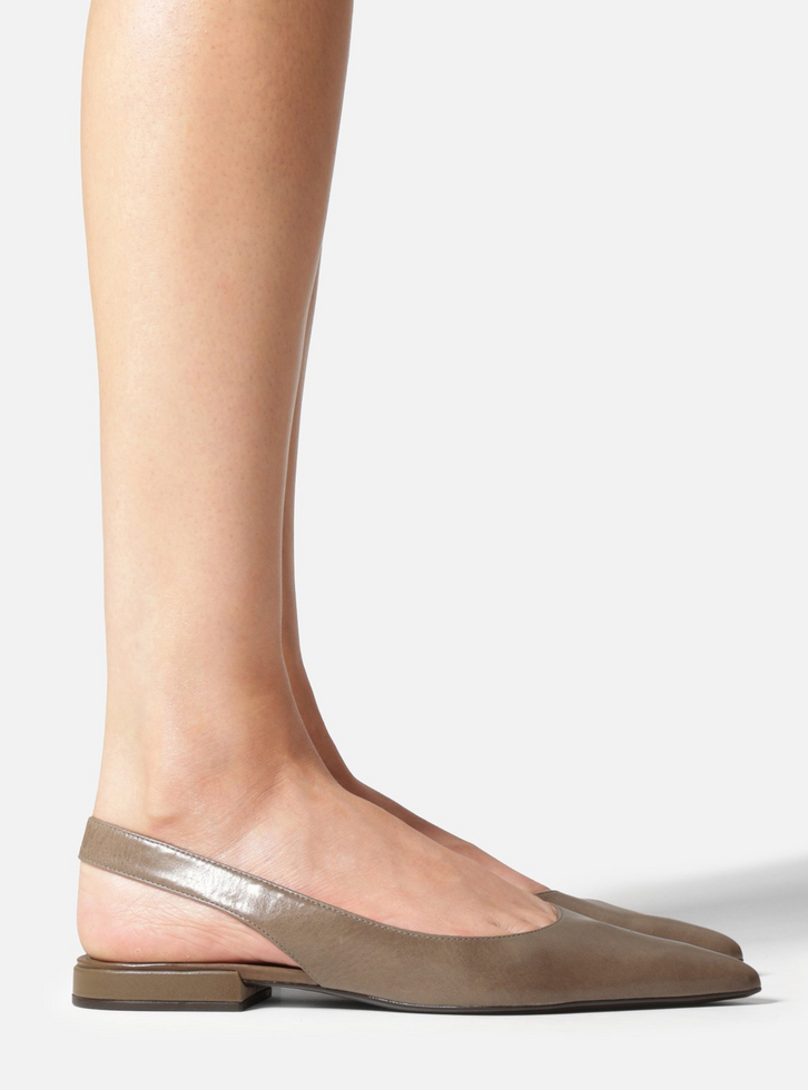 Sapatilha Cinza Couro Slingback Bico Fino