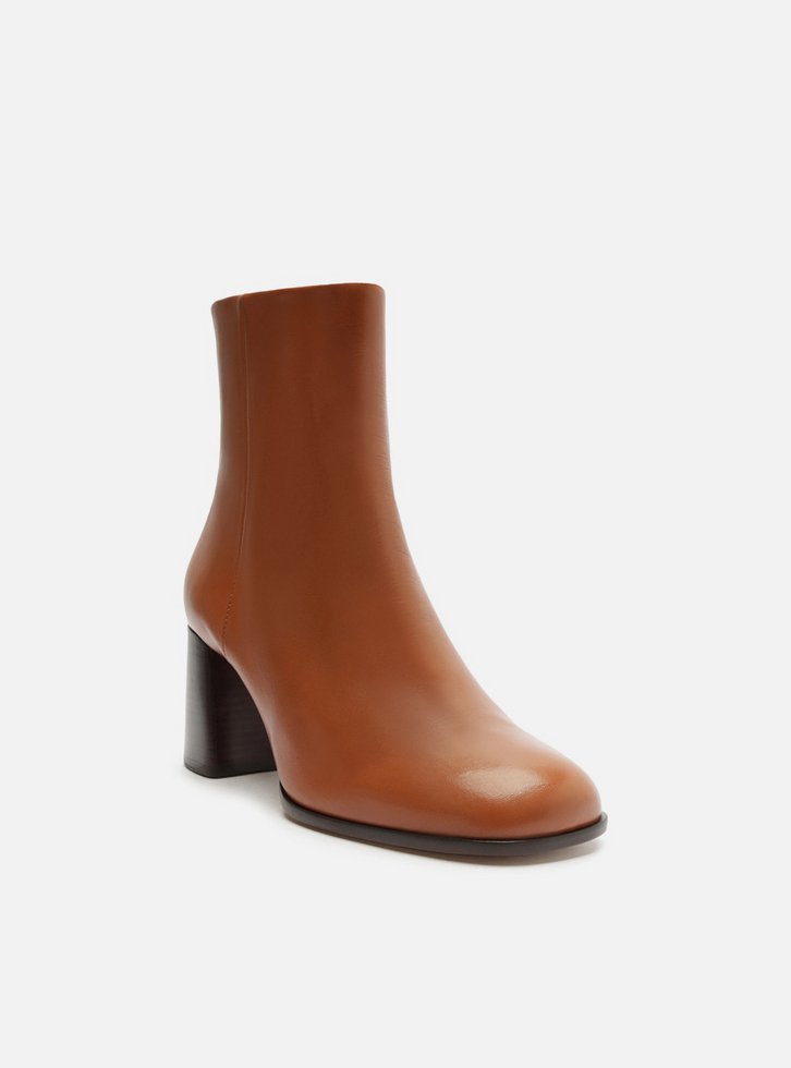 Bota Marrom Couro Cano Curto Salto Médio Lisa